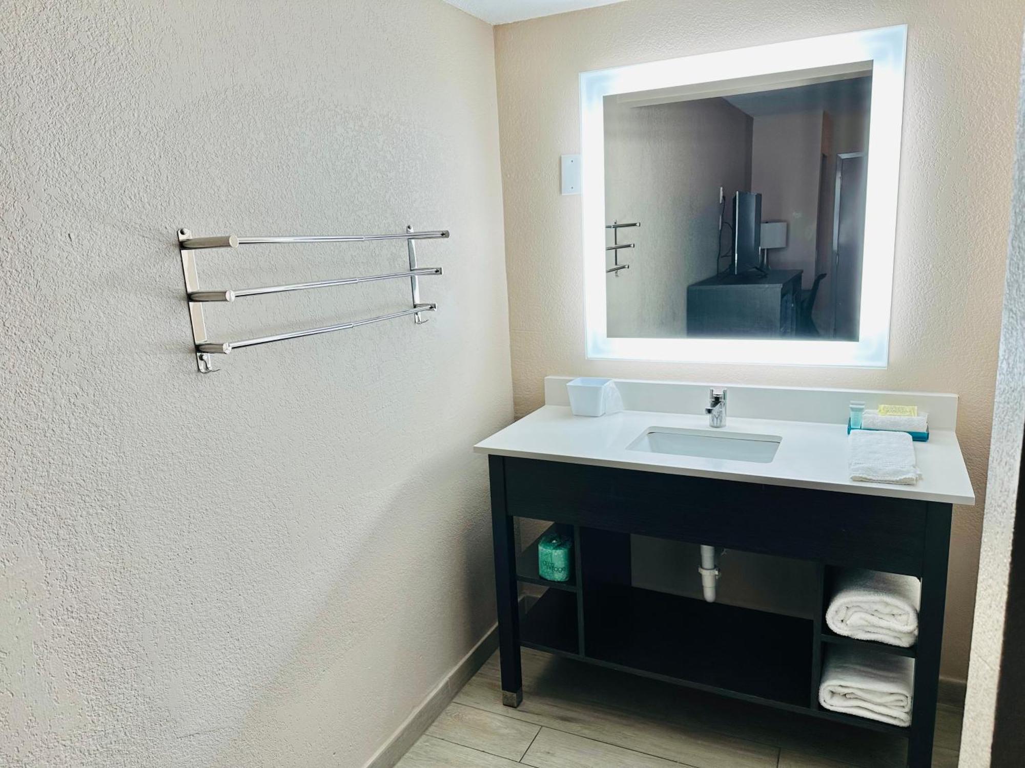 Tropical Inn & Suites, Downtown Clearwater Dış mekan fotoğraf
